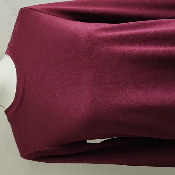 Banana Republic Luxe Crew MP - Picture 2 of 10